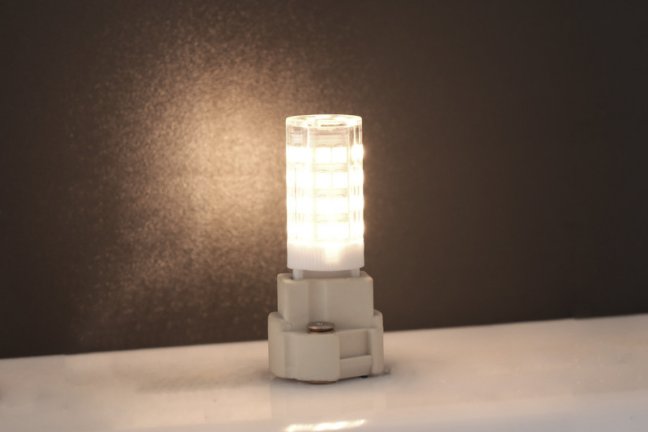 LED žiarovka G9 s päticou 5W = 40W 460lm 4000K Neutrálna 360° LUMILED