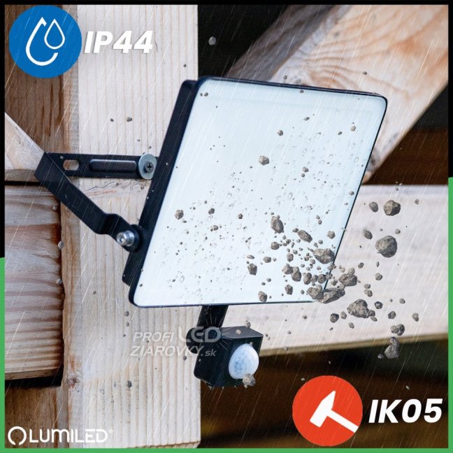 LED reflektor AZZLER 50W 6000lm 4000K IP44 Halogénová vonkajšia lampa so senzorom pohybu čierna LUMILED