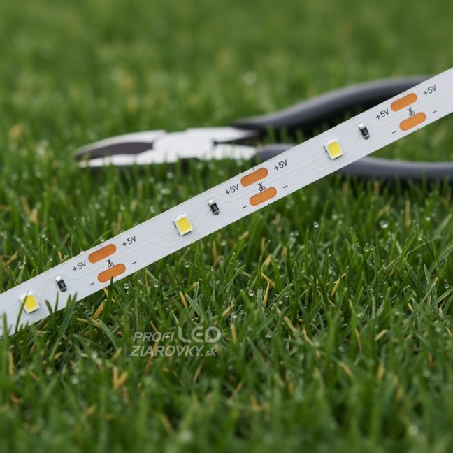 LED solárny pás 150x LED AVERO 3000K Warm IP44 5m LUMILED