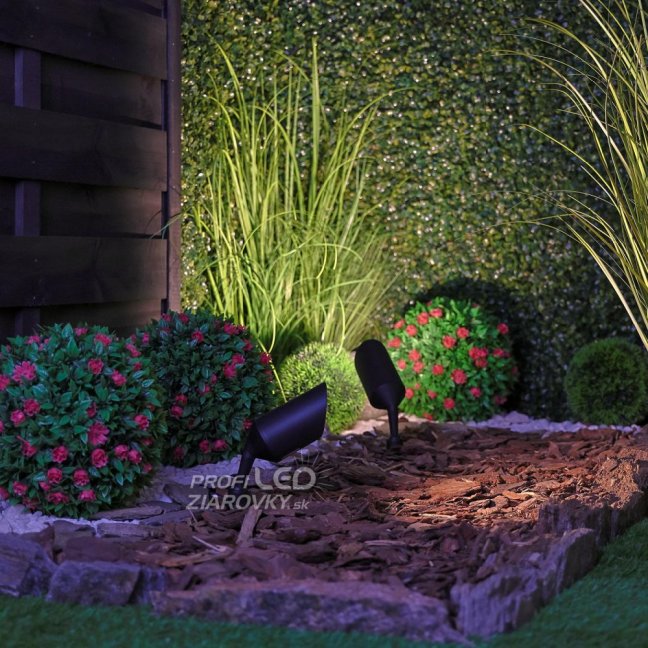 Záhradná vonkajšia lampa LED GU10 reflektor zapichovacia IP65 GARTI kábel LUMILED